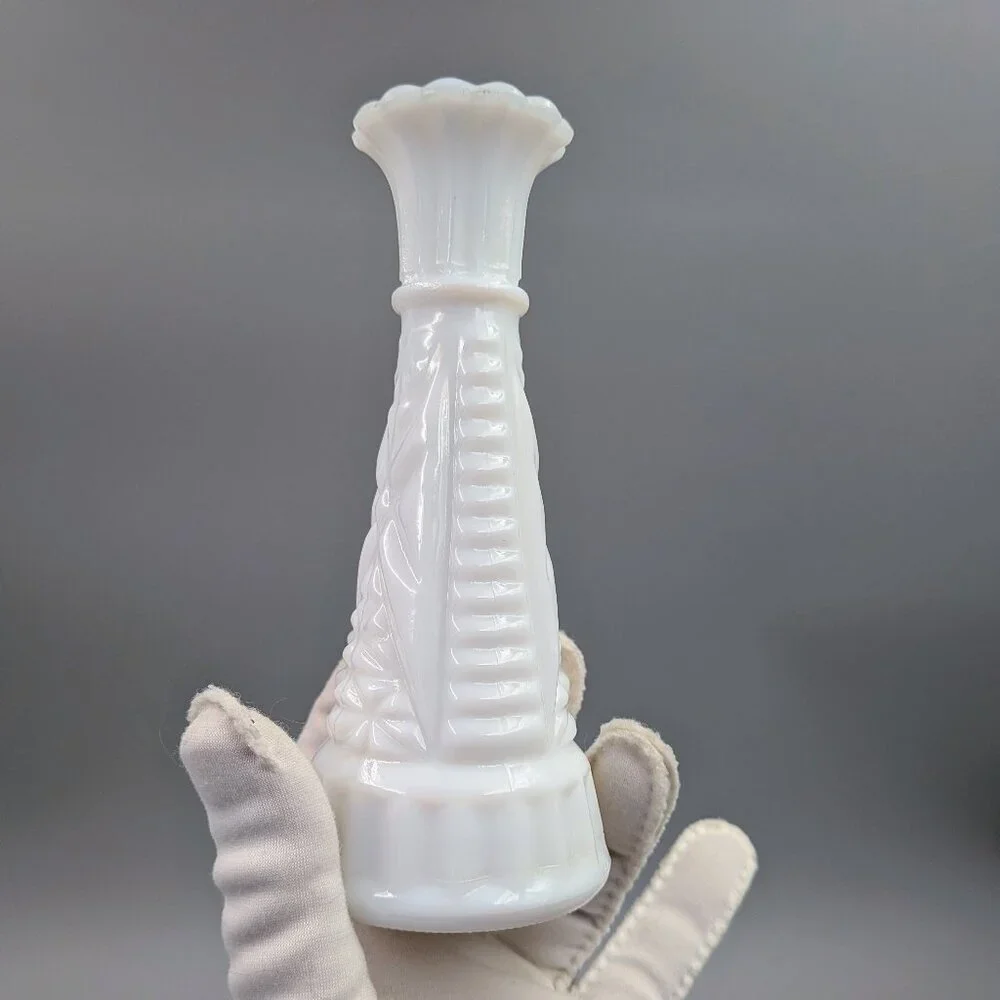 Sweet Collection of 6 Vintage Milk Glass Bud Vases |  Cottagecore Decor - Picture 9 of 13